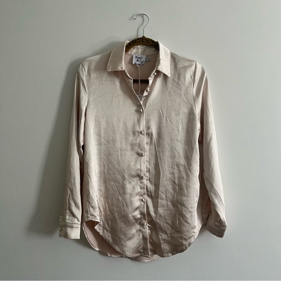 New Princess Polly Vintage vibes satin shirt in Champagne Size 0 - Picture 5 of 9